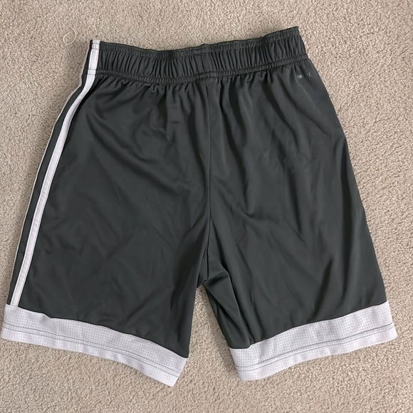 Adidas soccer/basketball shorts - Picture 2 of 2